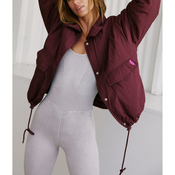 NWT FP Movement by Free People Burgundy Jacket Women’s size Medium PrimaLoft - Picture 6 of 10